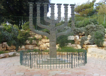 Die Hoffnung lebt:Naftali Bennett als Friedensstifter?