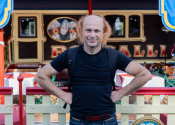 „Dummheit erfordert Mut“